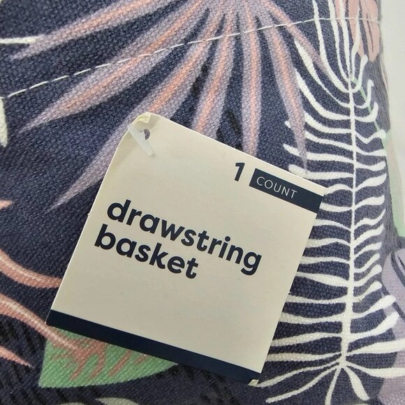 NWT Drawstring Bucket Bag - Picture 4 of 4